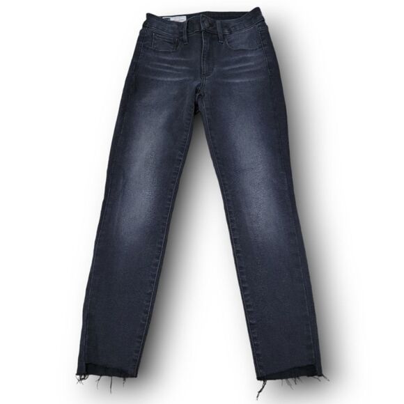 Gap Jeans Size 26 / 2P 25x25 Gap Denim Universal Jegging Mid Rise Jeans Stretch - Picture 1 of 6